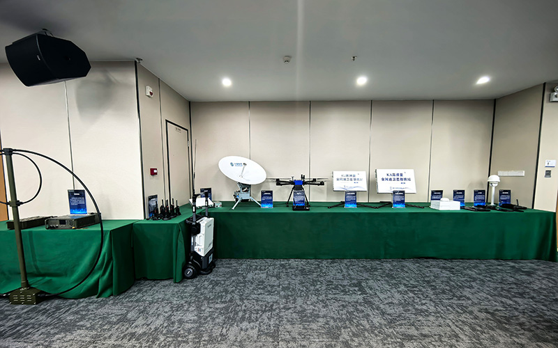 设备展示.jpg